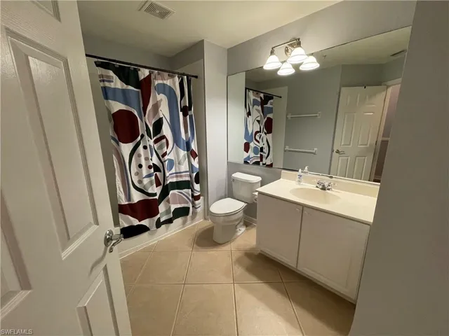 16090 Caldera Ln 18, Naples, Florida 34110