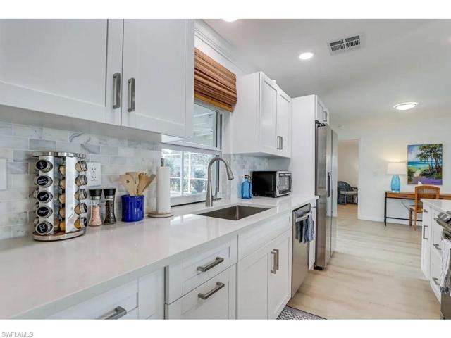 227 SE 44th TER, CAPE CORAL FL 33904