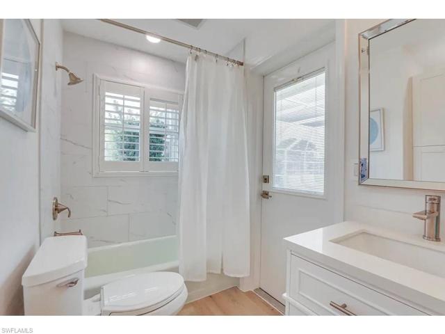227 SE 44th TER, CAPE CORAL FL 33904