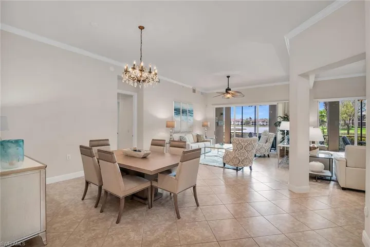 3053 Aviamar CIR # 104, NAPLES FL 34114