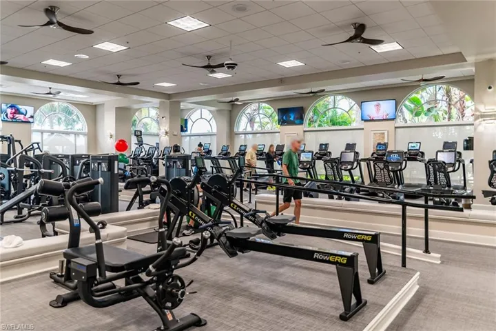 3053 Aviamar CIR # 104, NAPLES FL 34114