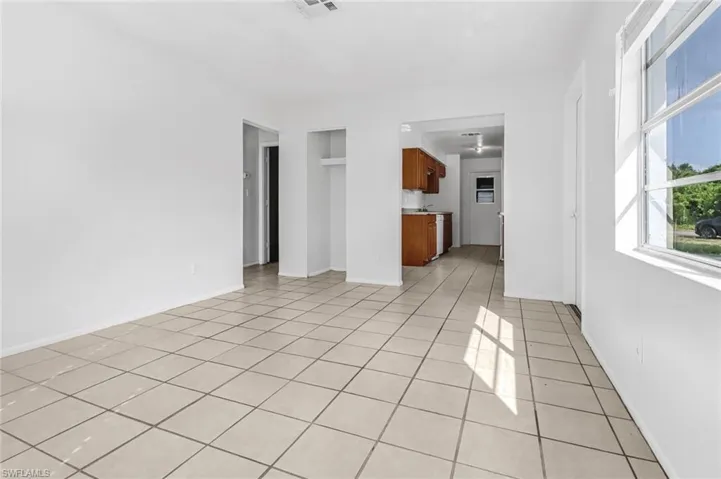 210 Stanford St, Lehigh Acres Fl 33936