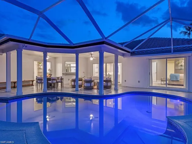 4856  Crayton  RD, Naples, FL 34103