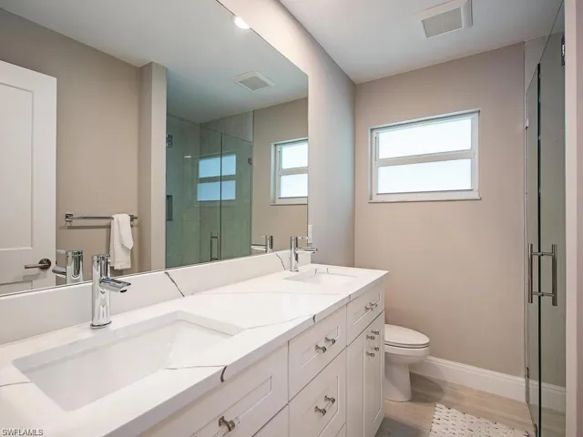 4856  Crayton  RD, Naples, FL 34103
