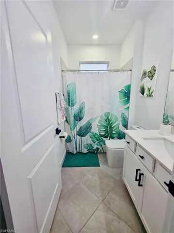 9230 Aqua Overlook Ct, Lehigh Acres, Florida 33936
