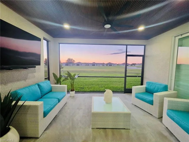 9230 Aqua Overlook Ct, Lehigh Acres, Florida 33936