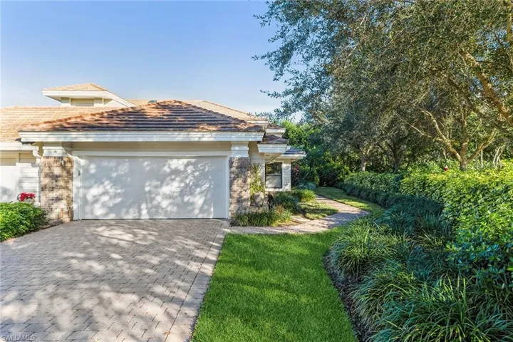 Room for 1 car in garage and large driveway