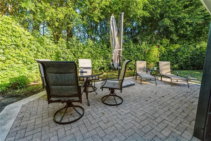 Outdoor Patio/Grill Area