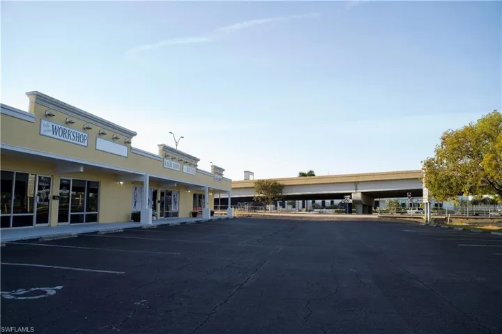 12709-12731 Mcgregor Blvd, Fort Myers, Florida 33919