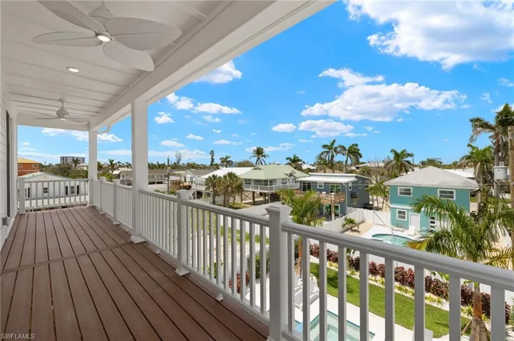 5583 Estero Blvd, Fort Myers Beach, Florida 33931