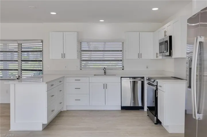 5259 Willow Ct, Cape Coral, Florida 33904