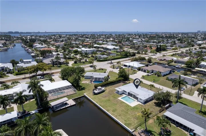 5259 Willow Ct, Cape Coral, Florida 33904