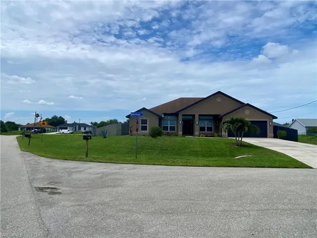5109  Balmer  ST, Lehigh Acres, FL 33971