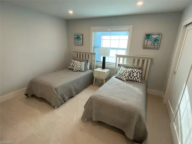 1222 Gordon Dr 18, Naples, Florida 34102