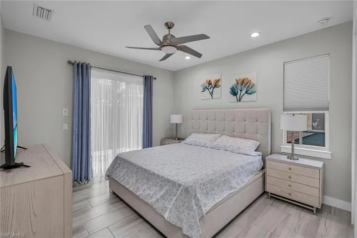 1343 Freeport Ave, Marco Island, Florida 34145