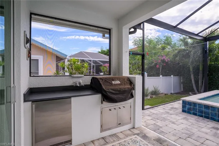 1343 Freeport Ave, Marco Island, Florida 34145