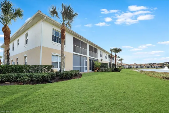 3015  Horizon  LN, Naples, FL 34109