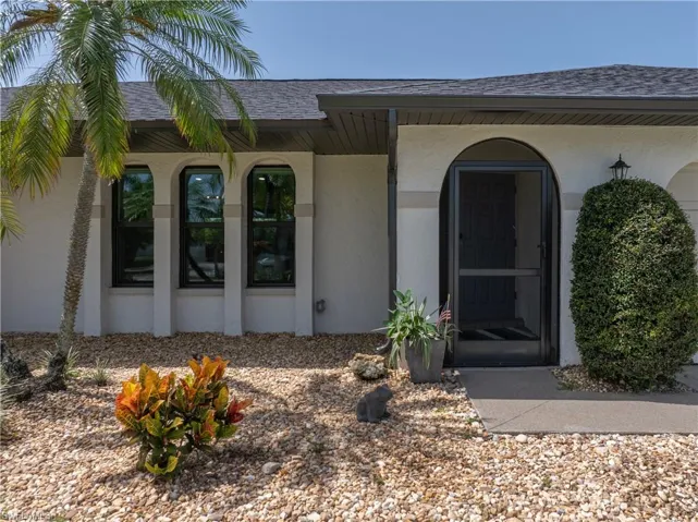818 El Dorado Pkwy W, Cape Coral, Florida 33914
