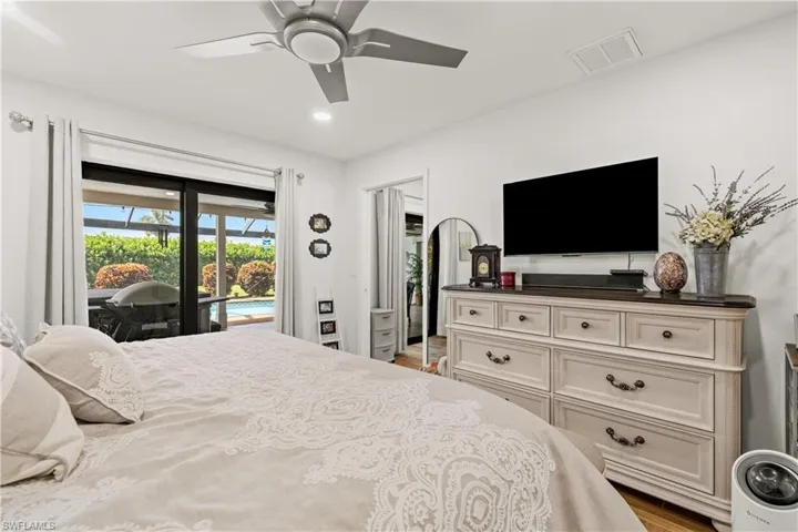 818 El Dorado Pkwy W, Cape Coral, Florida 33914