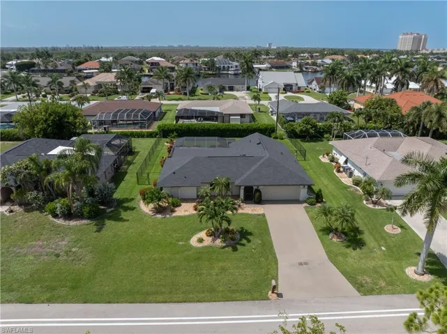 818 El Dorado Pkwy W, Cape Coral, Florida 33914