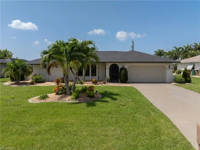 818 El Dorado Pkwy W, Cape Coral, Florida 33914