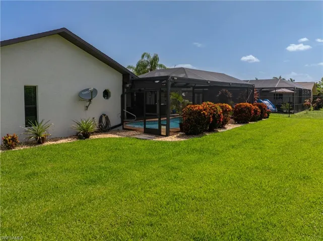 818 El Dorado Pkwy W, Cape Coral, Florida 33914