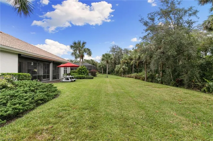 15533  Vallecas  LN, Naples, FL 34110