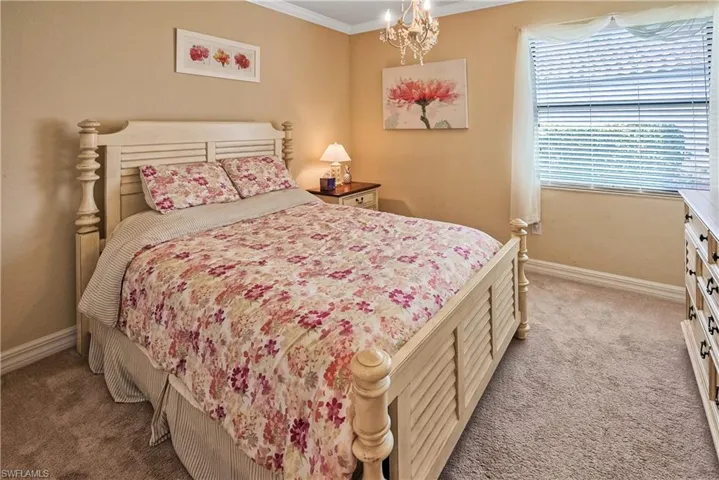 9215 Veneto Ln, Naples, Florida 34113