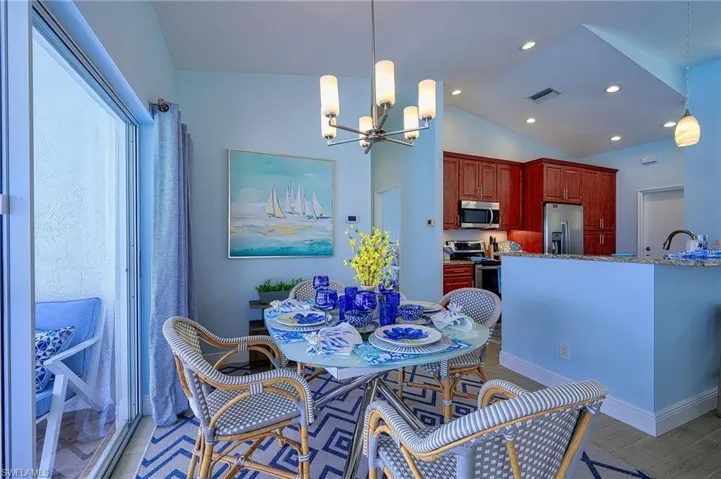 Wonderful eating area!