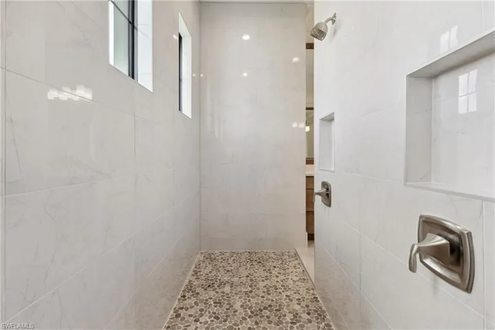 Walk thru shower