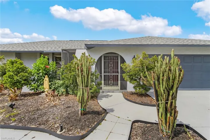 5016 Skyline Blvd, Cape Coral, Florida 33914