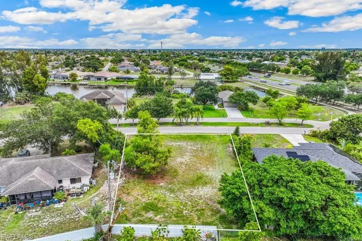 Expansive lot looking southeast
