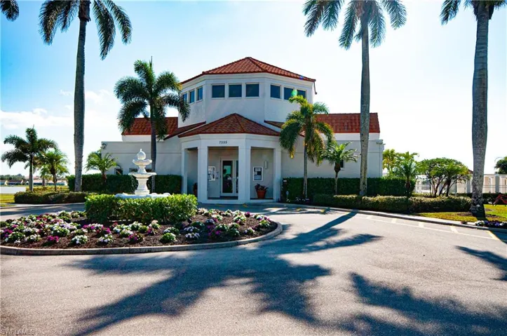 7750  Jewel  LN, Naples, FL 34109
