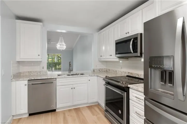 7750  Jewel  LN, Naples, FL 34109