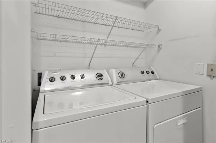 7750  Jewel  LN, Naples, FL 34109