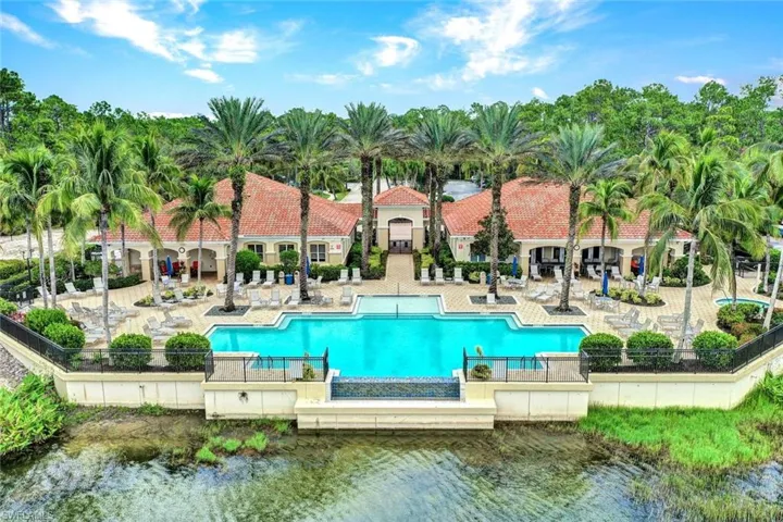1778  Tarpon Bay S DR, Naples, FL 34119