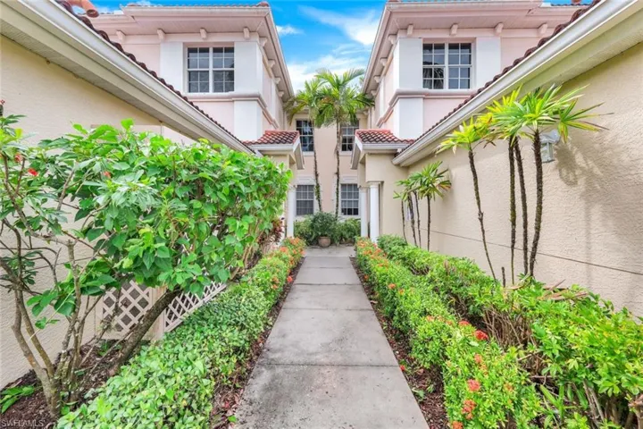 1778  Tarpon Bay S DR, Naples, FL 34119