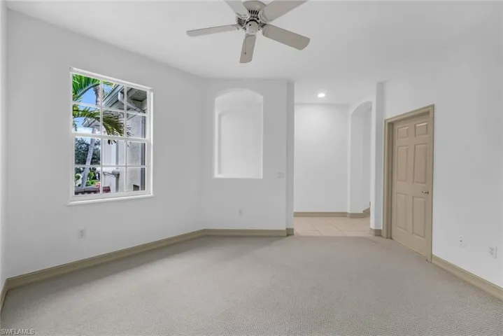 1778  Tarpon Bay S DR, Naples, FL 34119