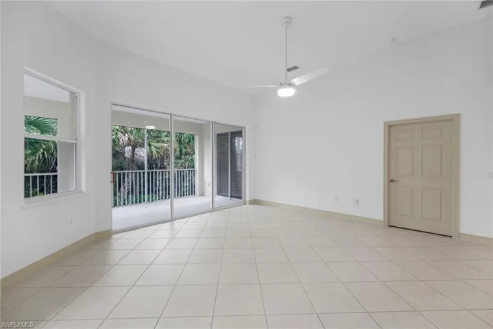 1778  Tarpon Bay S DR, Naples, FL 34119