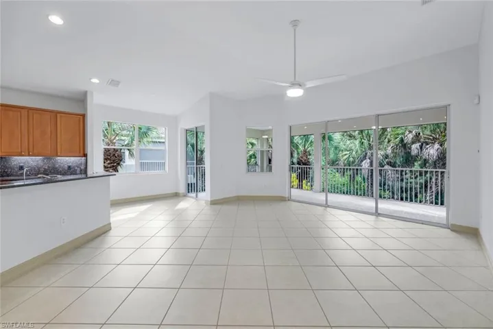 1778  Tarpon Bay S DR, Naples, FL 34119