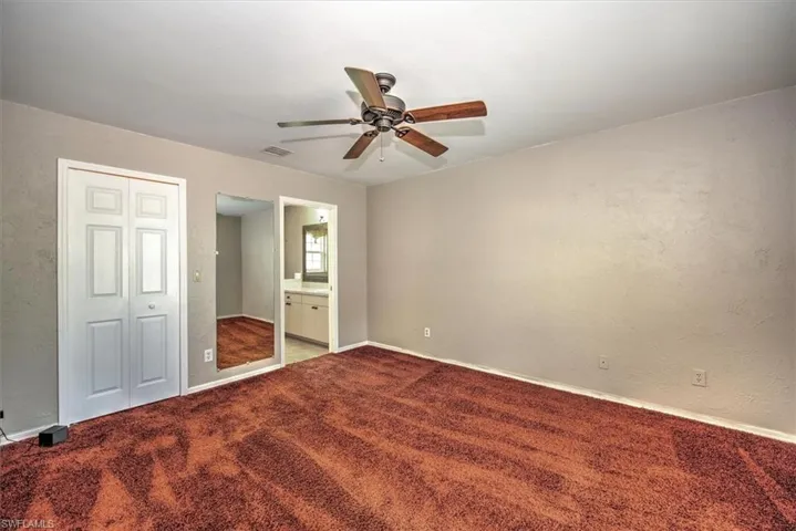 15627  Sunny Crest  LN, Fort Myers, FL 33905