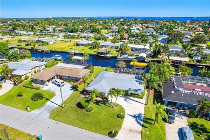 3113 SE 18th AVE, CAPE CORAL FL 33904