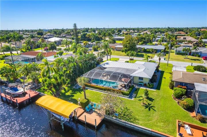 3113 SE 18th AVE, CAPE CORAL FL 33904