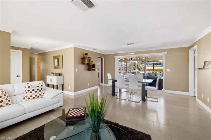 3113 SE 18th AVE, CAPE CORAL FL 33904