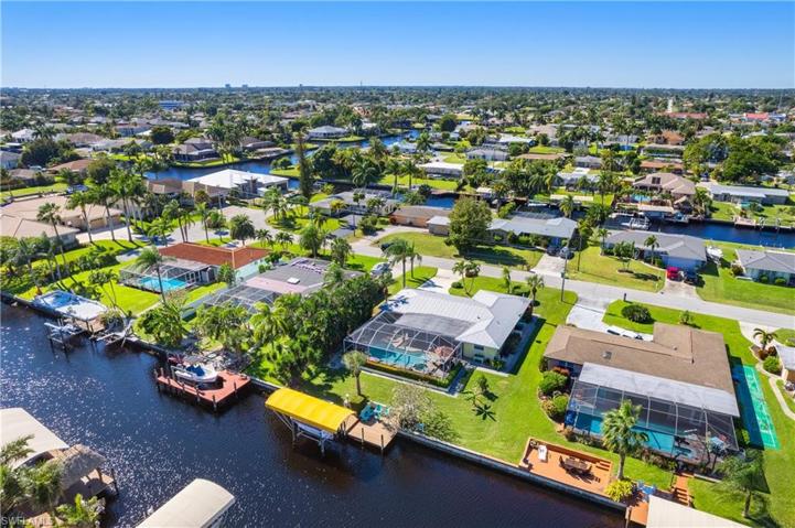 3113 SE 18th AVE, CAPE CORAL FL 33904