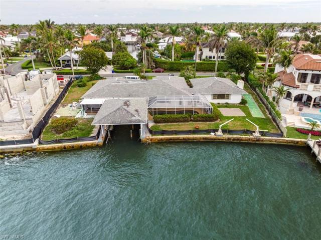 1900 KINGFISH RD, NAPLES FL 34102