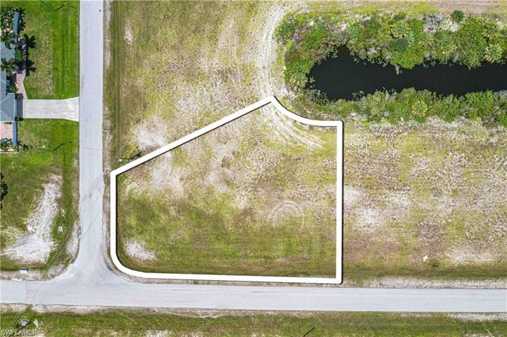 1200 NW 16th PL, CAPE CORAL FL 33993
