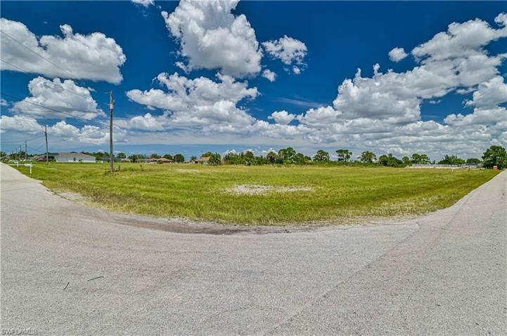 1200 NW 16th PL, CAPE CORAL FL 33993
