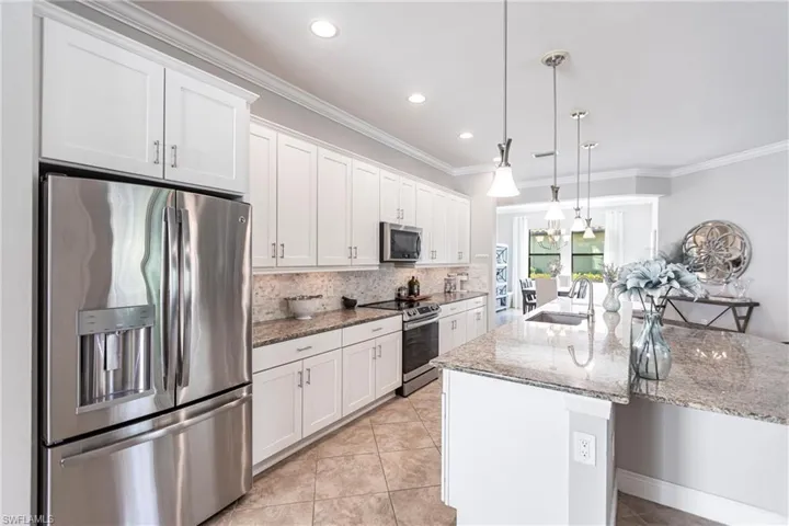 12676  Astor  PL, Fort Myers, FL 33913