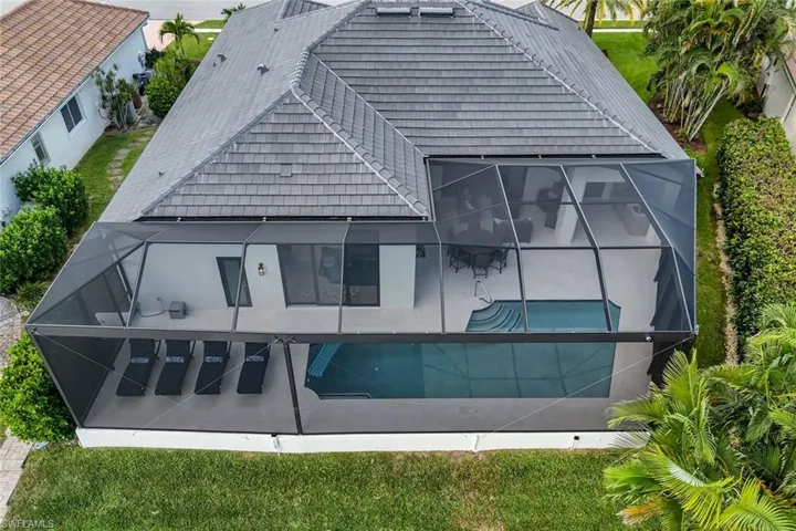 1812 Lagoon Ln, Cape Coral, Florida 33914